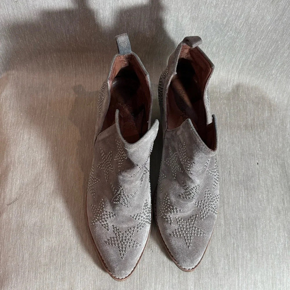 JEFFREY CAMPBELL Sz 8 Asterial Star Pull On Stacked Heel Stars Studded Booties - Picture 4 of 14